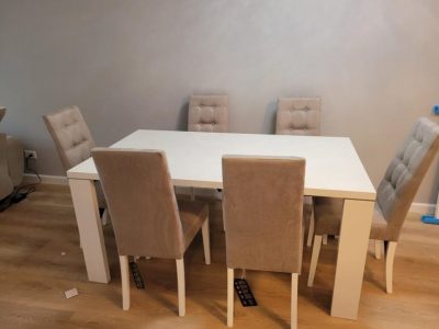 Elegance Dining Table with Dama Bianca chairs