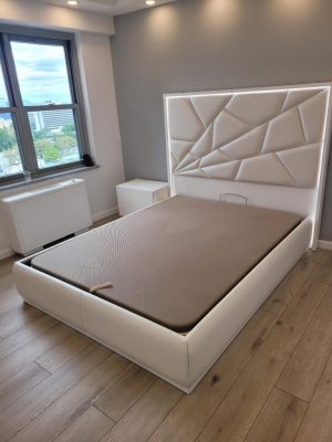 Kiu bed with storage
